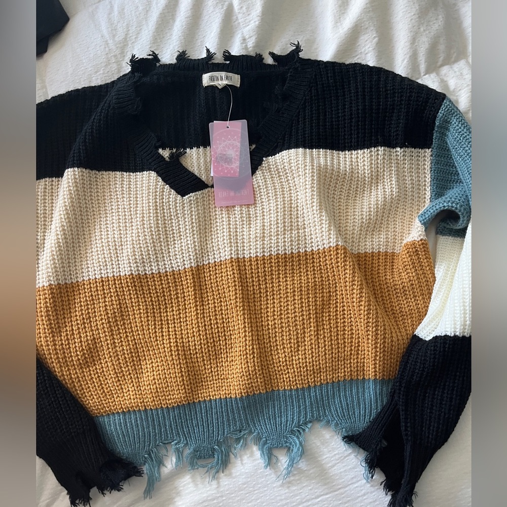 NWT fashion on earth sweater